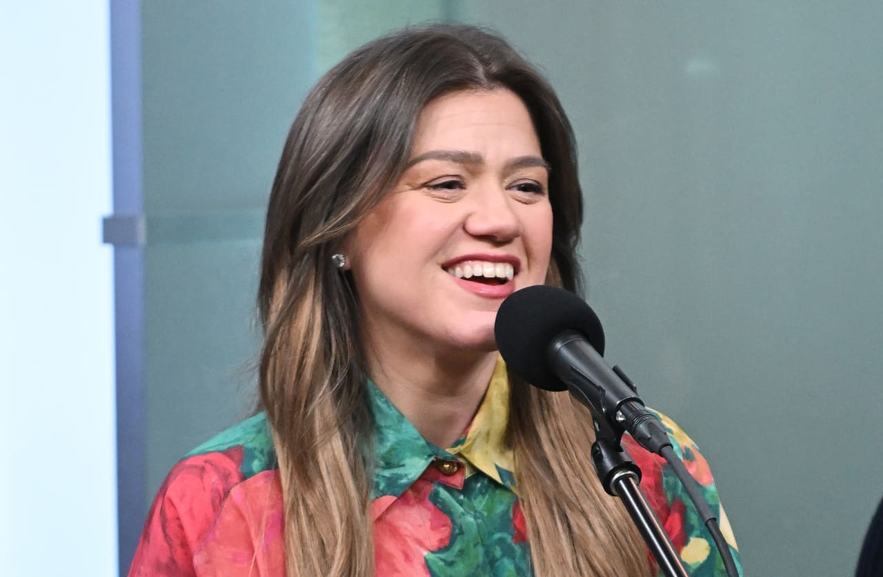 Kelly Clarkson’s expensive purchases: A multi-million dollar real-estate portfolio that spans the country — MarketWatch, London Business news