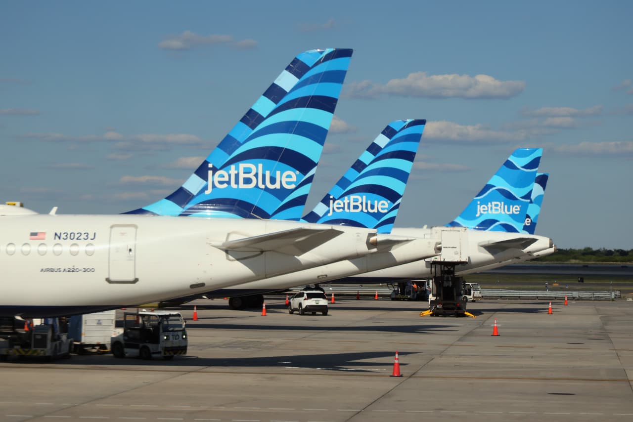 JetBlue has been losing money for years. It just charted a path to profitability. — London Business news